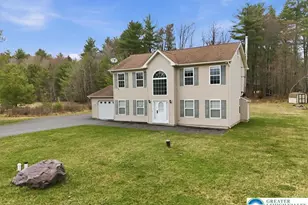 136 Kimberly Dr, Tobyhanna Twp, PA 18610 - Photo 2