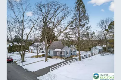 1424 N 26th Street, South Whitehall Twp, PA 18104 - Photo 4