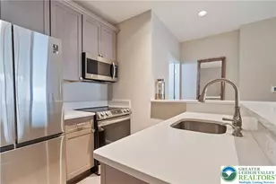 822 W Hamilton St, Allentown City, PA 18101 - Photo 8