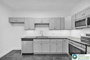 905 Bushkill St, Easton, PA 18042 - Photo 2