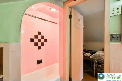 2221 Kings Avenue, Easton, PA 18045 - Photo 20