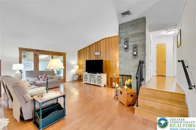 1655 Mark Twain Circle, Hanover Twp, PA 18017 - Photo 8