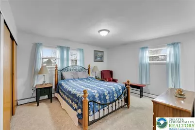 1655 Mark Twain Circle, Hanover Twp, PA 18017 - Photo 14