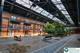 11 W 2nd St, Bethlehem City, PA 18105 - Photo 2