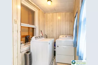 2420 Sycamore Street, Wilson, PA 18042 - Photo 12