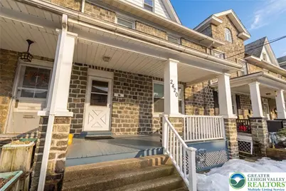 2420 Sycamore Street, Wilson, PA 18042 - Photo 2