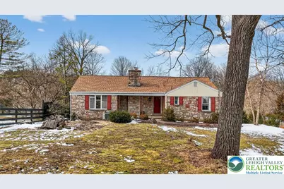 3535 Altonah Road, Bethlehem City, PA 18017 - Photo 4