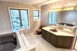 452 Sugar Maple Ct, Hanover Twp, PA 18017 - Photo 30