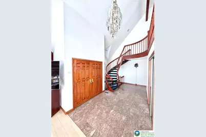 452 Sugar Maple Court, Hanover Twp, PA 18017 - Photo 4