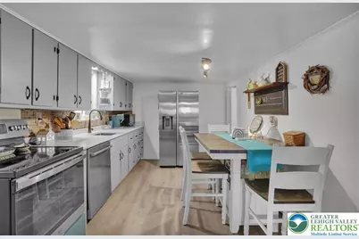 1825 Moselem Springs Road, Richmond Twp, PA 19526 - Photo 12