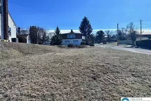 952 E Hamilton St, Allentown, PA 18109 - Photo 1