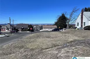 952 E Hamilton St, Allentown City, PA 18109 - Photo 2