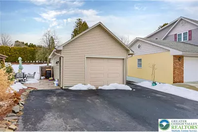 4205 Roosevelt Street, Whitehall, PA 18052 - Photo 30