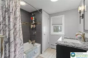 4205 Roosevelt St, Whitehall Township, PA 18052 - Photo 14