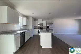 2719 Barnes Ct, Allentown City, PA 18103 - Photo 4