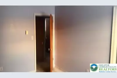 4059 Mauch Chunk, North Whitehall Twp, PA 18037 - Photo 8