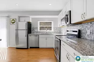 15 Flagler St, Williams Township, PA 18042 - Photo 18