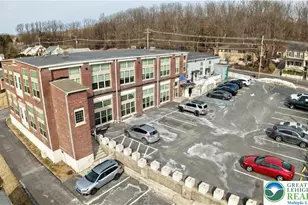 374 W Main St, Bath, PA 18014 - Photo 1