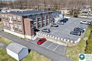 374 W Main St, Bath, PA 18014 - Photo 36