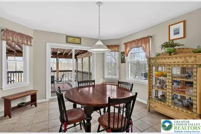 1060 Macoby Creek Way, Upper Hanover Twp, PA 18073 - Photo 10