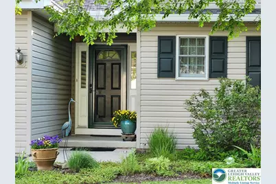 1060 Macoby Creek Way, Upper Hanover Twp, PA 18073 - Photo 2