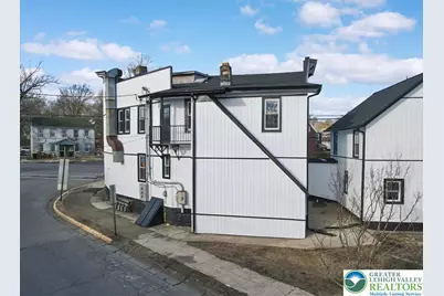 147 N 9th Street #UNIT 1, Stroudsburg, PA 18360 - Photo 10