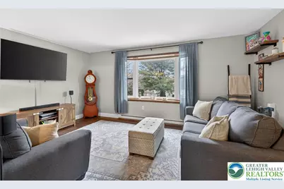 2716 Division Street, Palmer Twp, PA 18045 - Photo 8