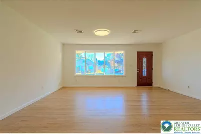 1246 N 22nd Street, South Whitehall Township, PA 18104 - Photo 4