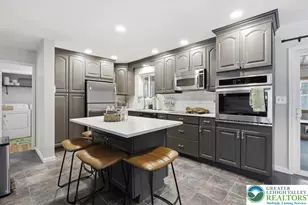 1781 Rolling Hills Dr, Coolbaugh Twp, PA 18466 - Photo 18