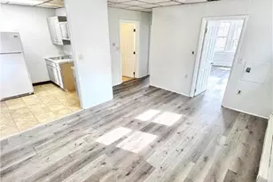 295 S 14th St, Easton, PA 18042 - Photo 2