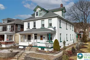 671 Franklin Ave, Palmerton Boro, PA 18071 - Photo 1