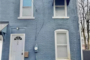 35 Spruce St, Allentown City, PA 18101 - Photo 2