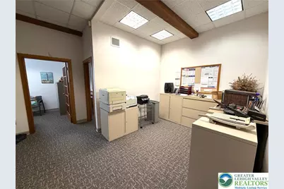 22 S 2nd #1st floor, Emmaus, PA 18049 - Photo 24