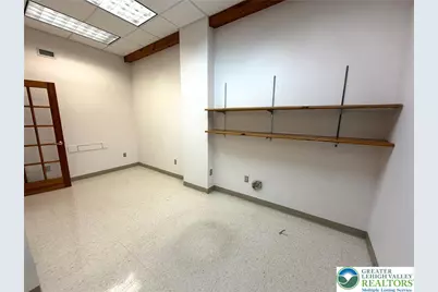 22 S 2nd #1st floor, Emmaus, PA 18049 - Photo 16