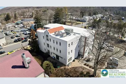 22 S 2nd #1st floor, Emmaus Boro, PA 18049 - Photo 34