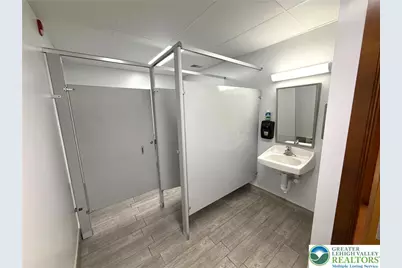 22 S 2nd #1st floor, Emmaus, PA 18049 - Photo 4