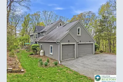 6688 Haasadahl Road, Upper Macungie Township, PA 18106 - Photo 2