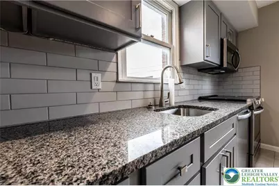 4074 Winfield Terrace, Palmer Twp, PA 18045 - Photo 10