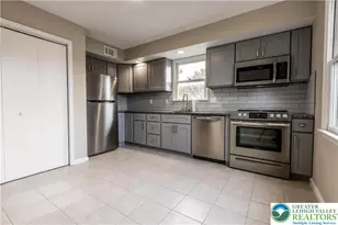 4074 Winfield Terrace, Palmer Twp, PA 18045 - Photo 8