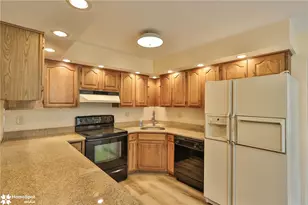 4059 Wedgewood Rd, South Whitehall Township, PA 18104 - Photo 16