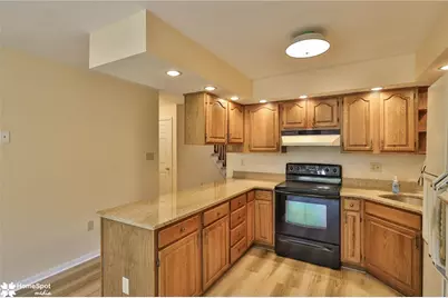 4059 Wedgewood Road, South Whitehall Township, PA 18104 - Photo 18