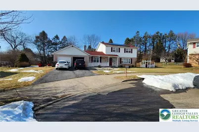 1137 Lynnhurst Place, Bethlehem, PA 18017 - Photo 2