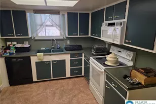 443 Bath Ave, Catasauqua Boro, PA 18032 - Photo 2