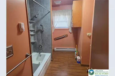 443 Bath Avenue, Catasauqua Boro, PA 18032 - Photo 10