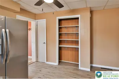 2045 Kenmore Avenue, Bethlehem City, PA 18018 - Photo 18