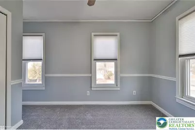 2045 Kenmore Avenue, Bethlehem City, PA 18018 - Photo 24