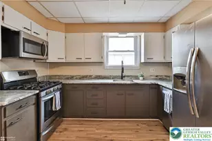 2045 Kenmore Ave, Bethlehem City, PA 18018 - Photo 16