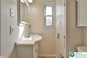 2045 Kenmore Ave, Bethlehem City, PA 18018 - Photo 26