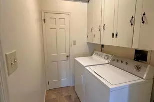 348 Wedgewood Dr, Palmer Twp, PA 18045 - Photo 18