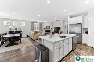 7903 Keystone Dr, Upper Macungie Township, PA 18031 - Photo 14